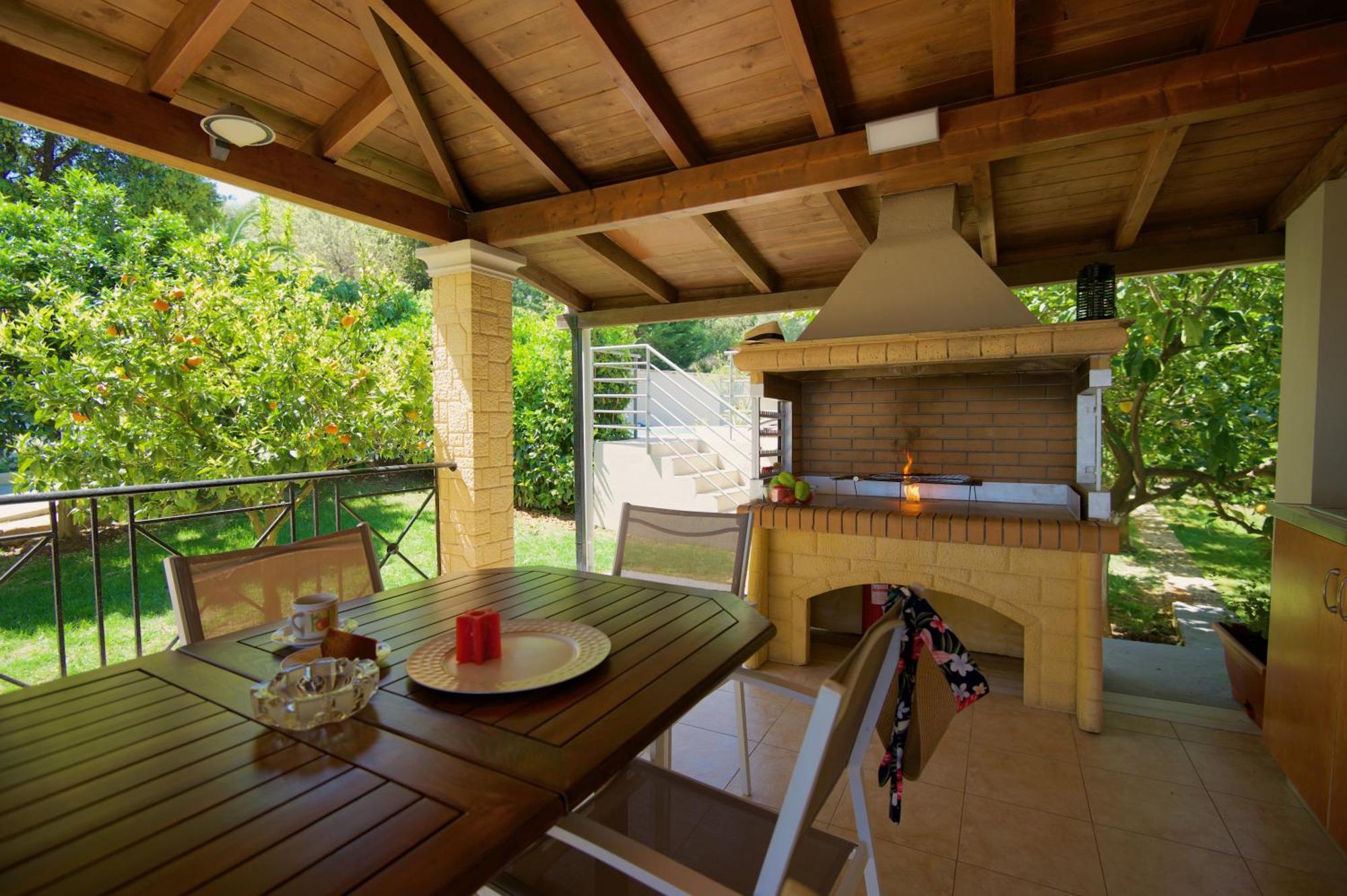 Villa Natilia Gazatika Luaran gambar